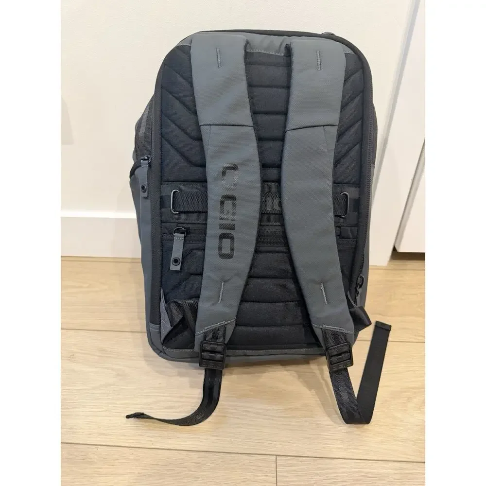 OGIO Backpack Gray Laptop Tablet Travel Large- NEW with tags Care.XM